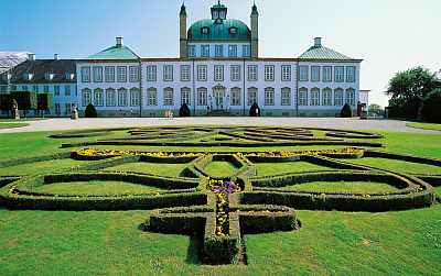 Fredensborg Slot / Palace